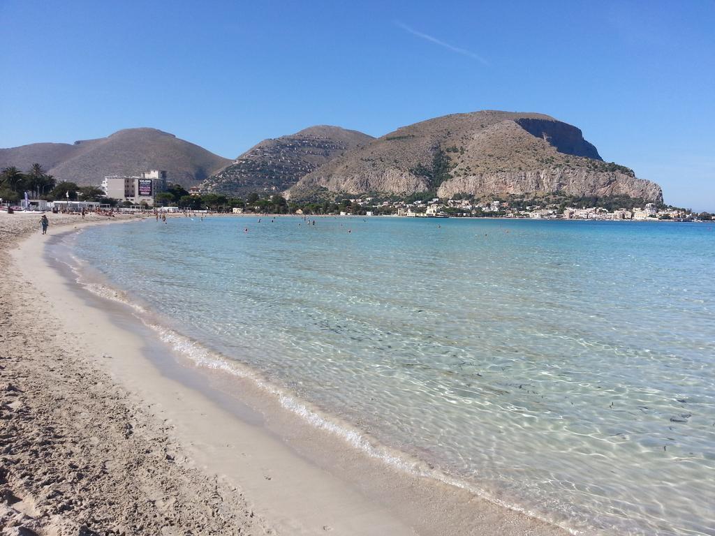 Mondello Suites Feels Like Home Zewnętrze zdjęcie