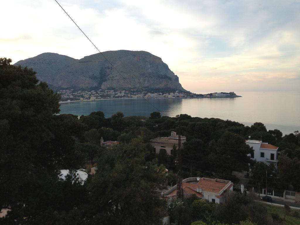 Mondello Suites Feels Like Home Zewnętrze zdjęcie